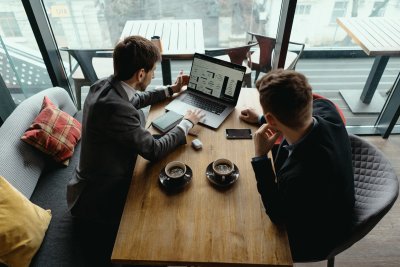 Tips om de lanceringsdag van je bedrijf te perfectioneren